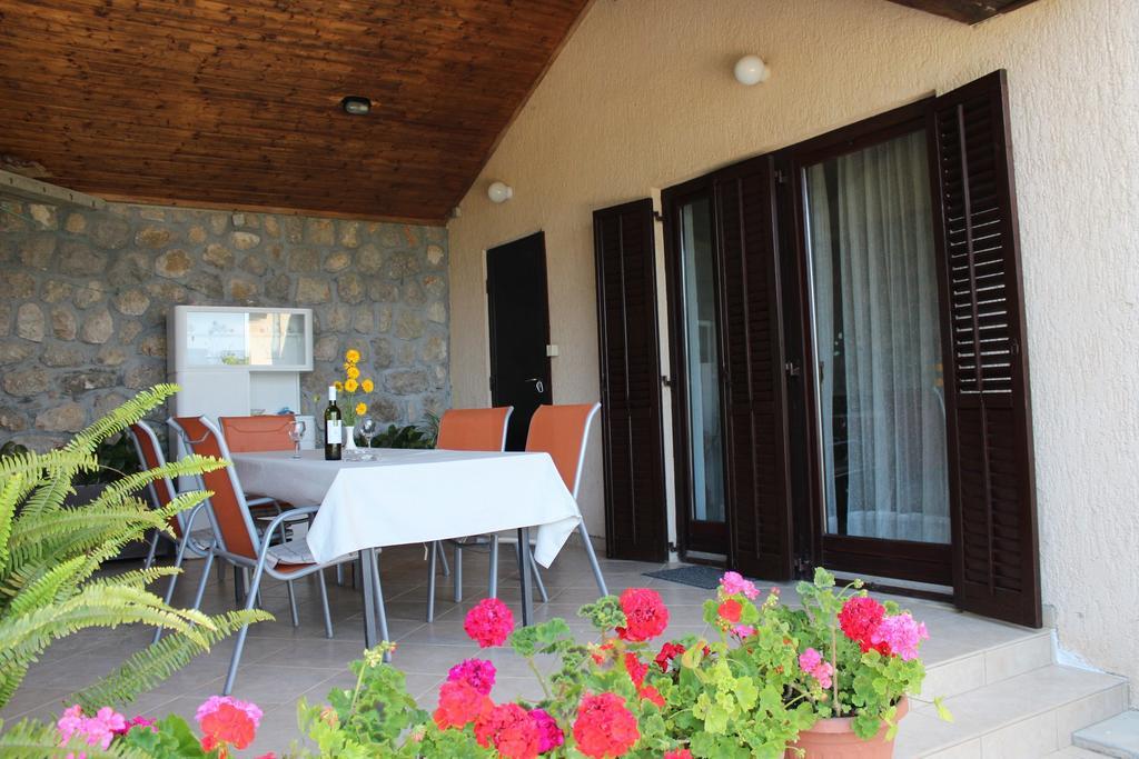 Apartments Basan Lovran Cameră foto